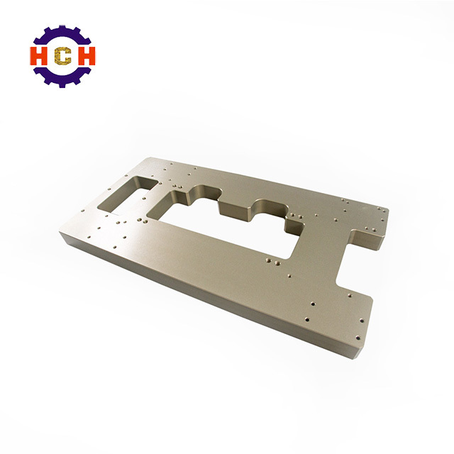 機械零件加工，五軸機才有高精度